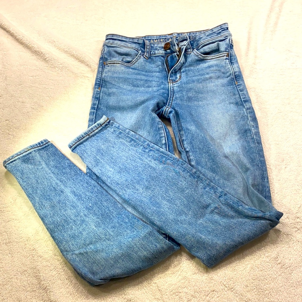 American Eagle skinny jeans size 2